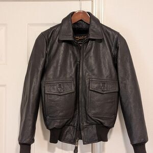 Mike's Arcade Leather Goods Men's Brown Leather A2 Bomber Jacket -- Size 36